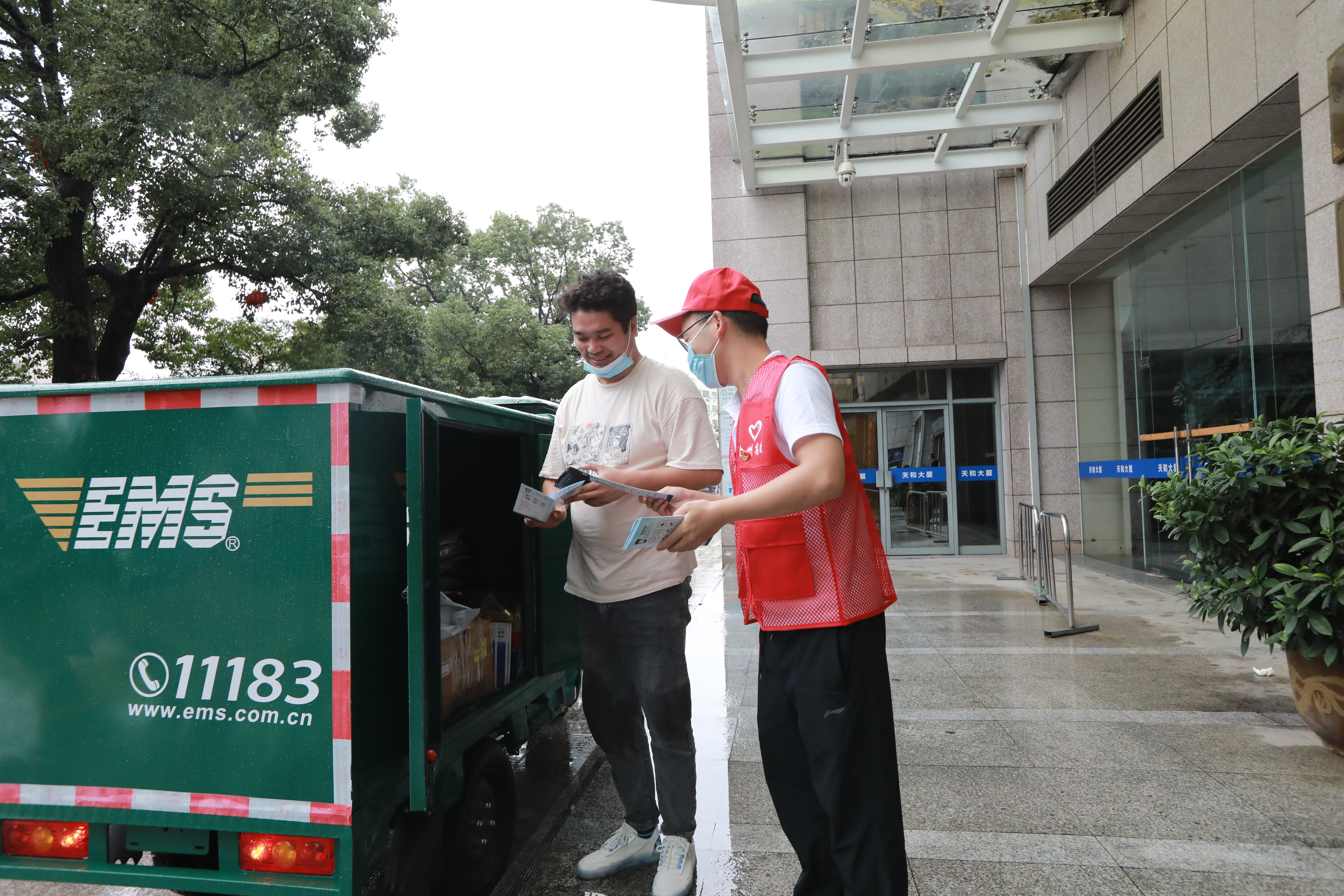 1634174230139178.jpg 馮曉潔3.JPG