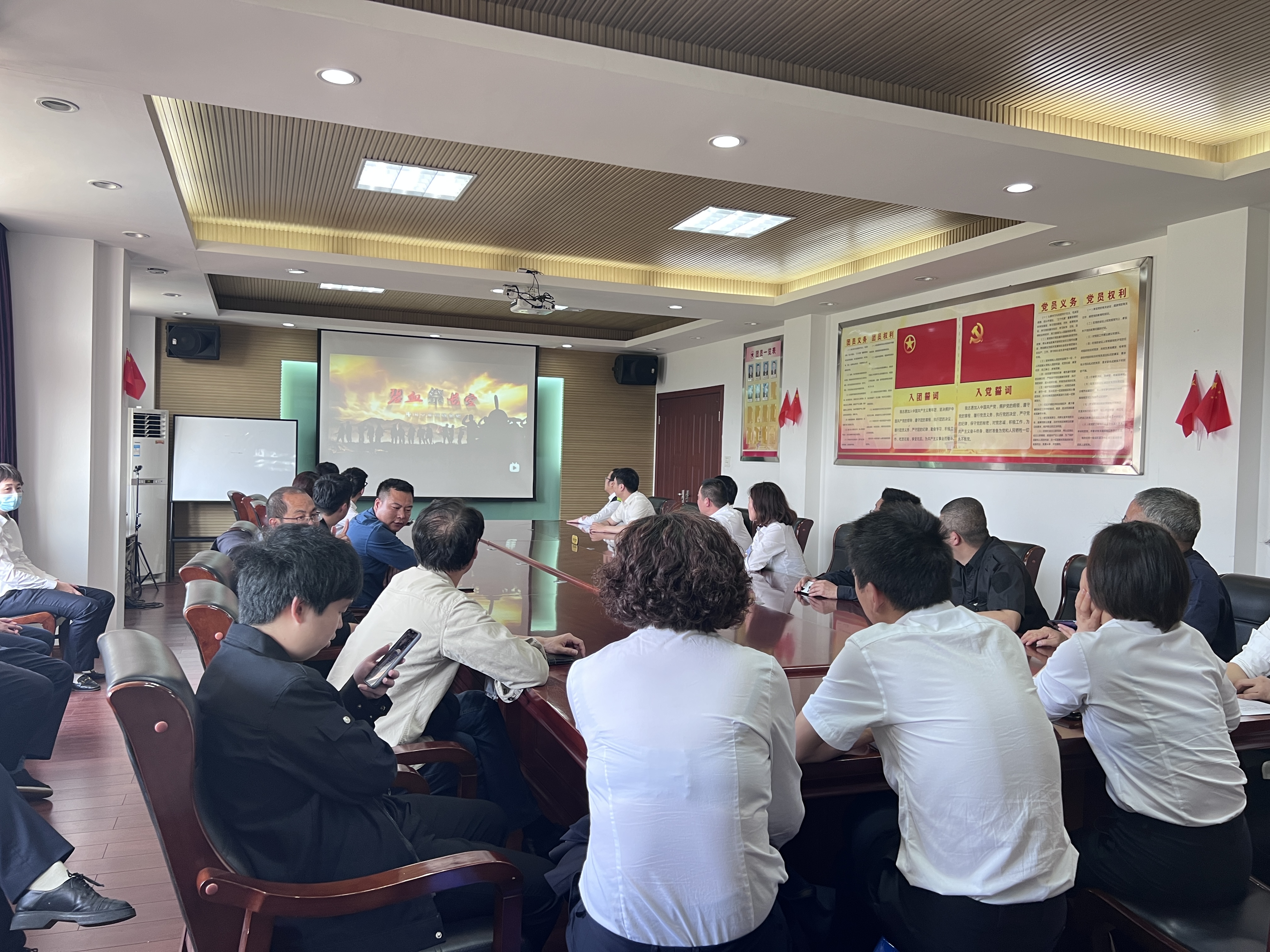 1651194501791903.jpg 59e02a3c456c52d9253f6b0a4dfc6ef.jpg