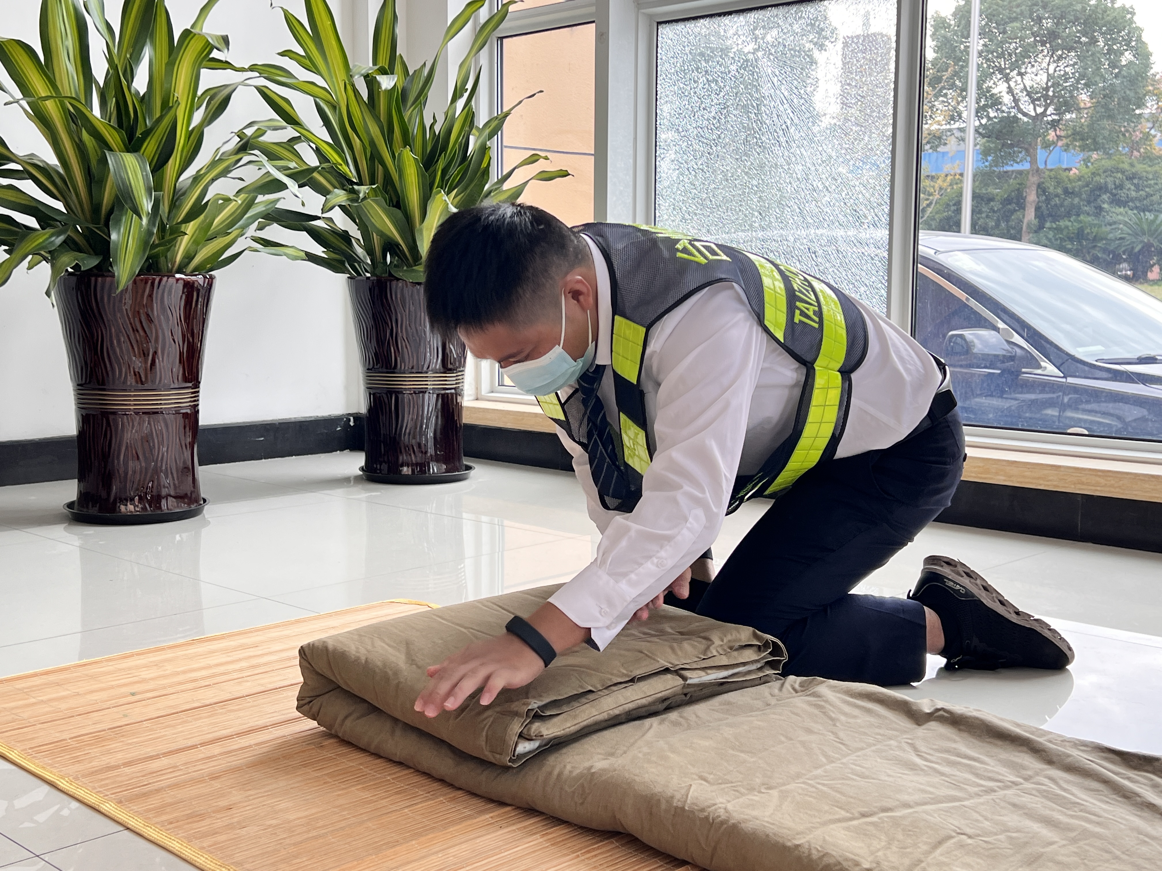 1667554336628582.jpg 袁莉.jpg