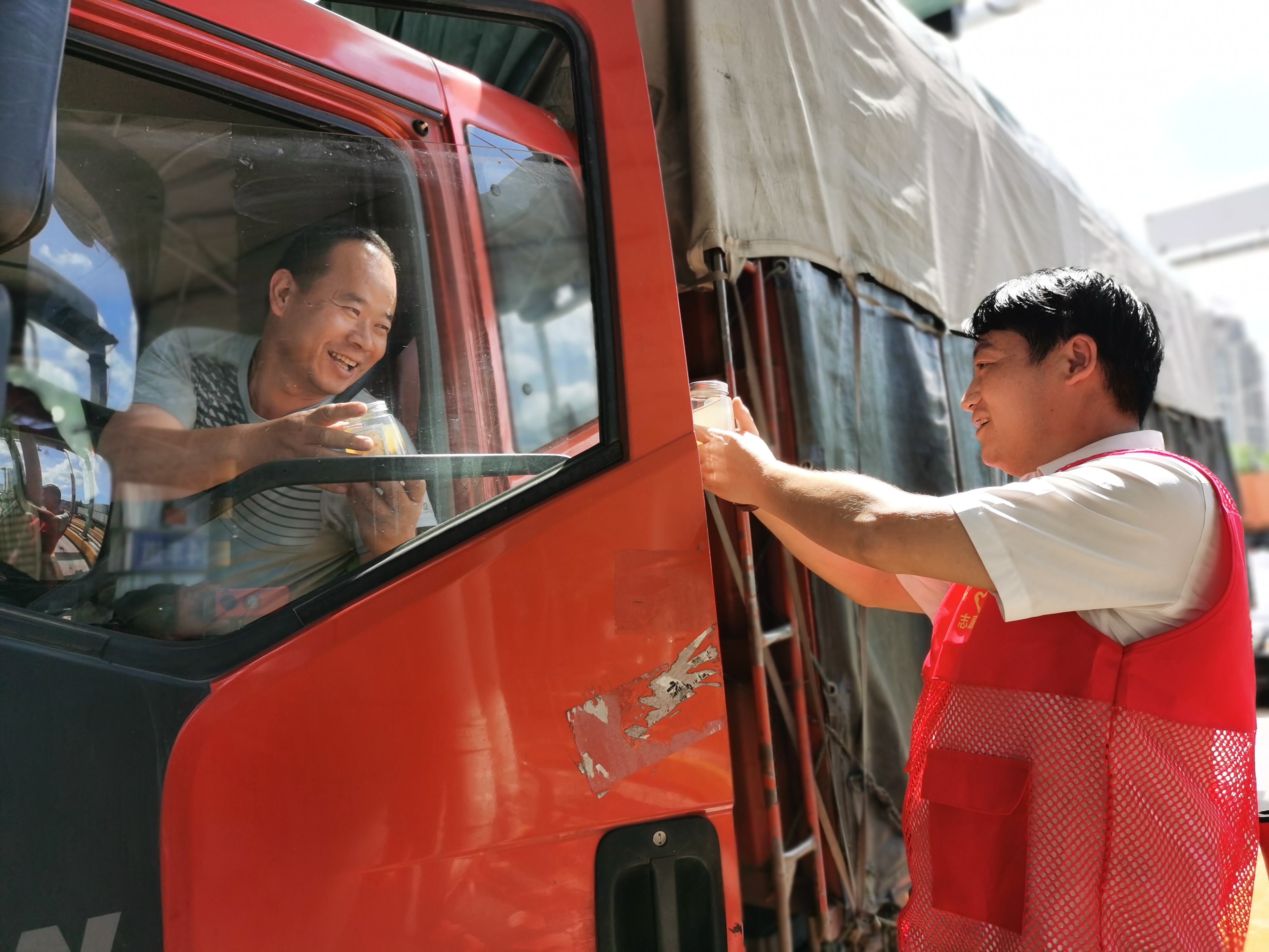 1689320610336246.jpg 1b00a28d3b49858bb37e3dcc8bea2ef.jpg