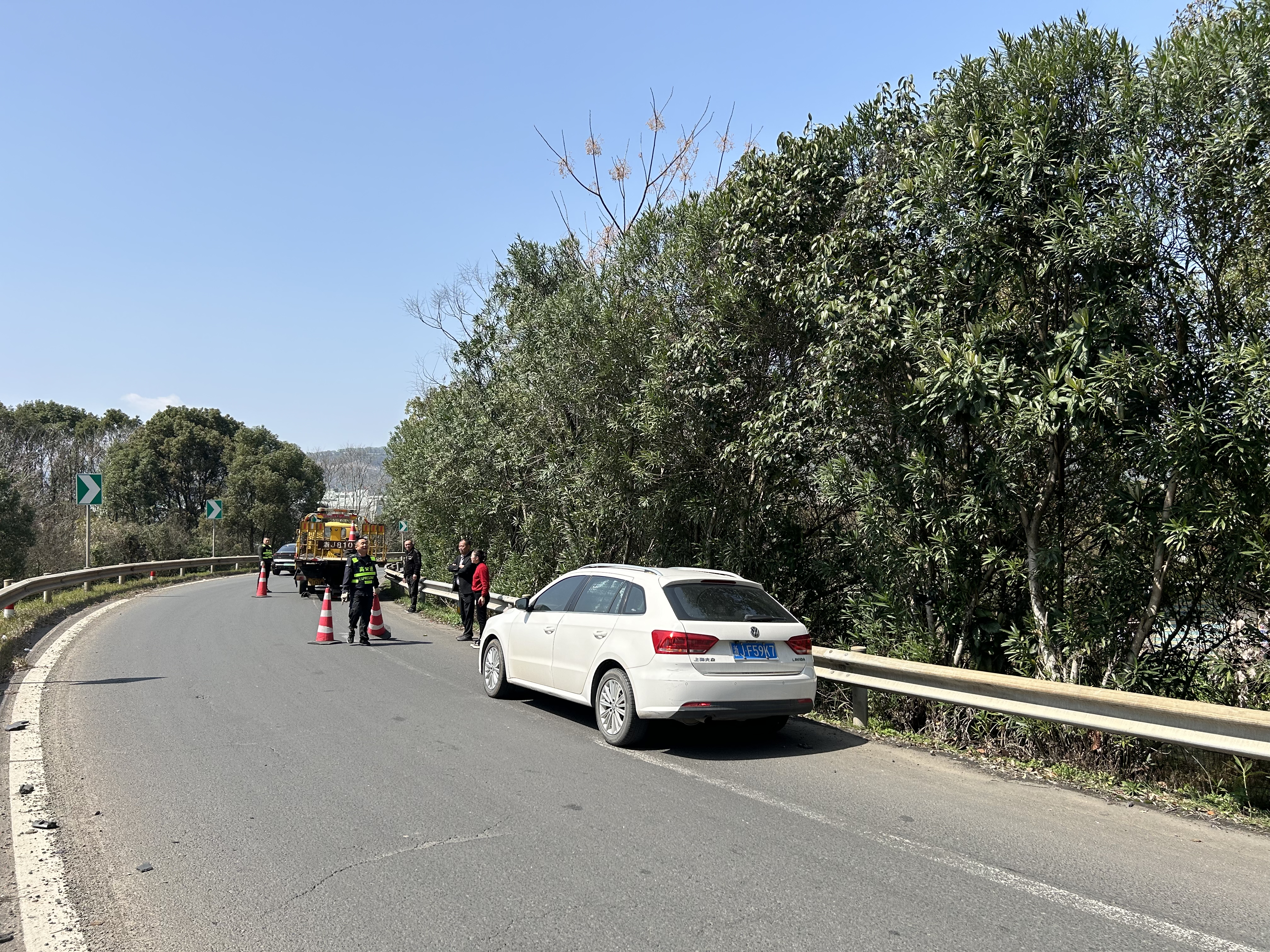 1710905242827840.jpg 郭斯泓1.jpg